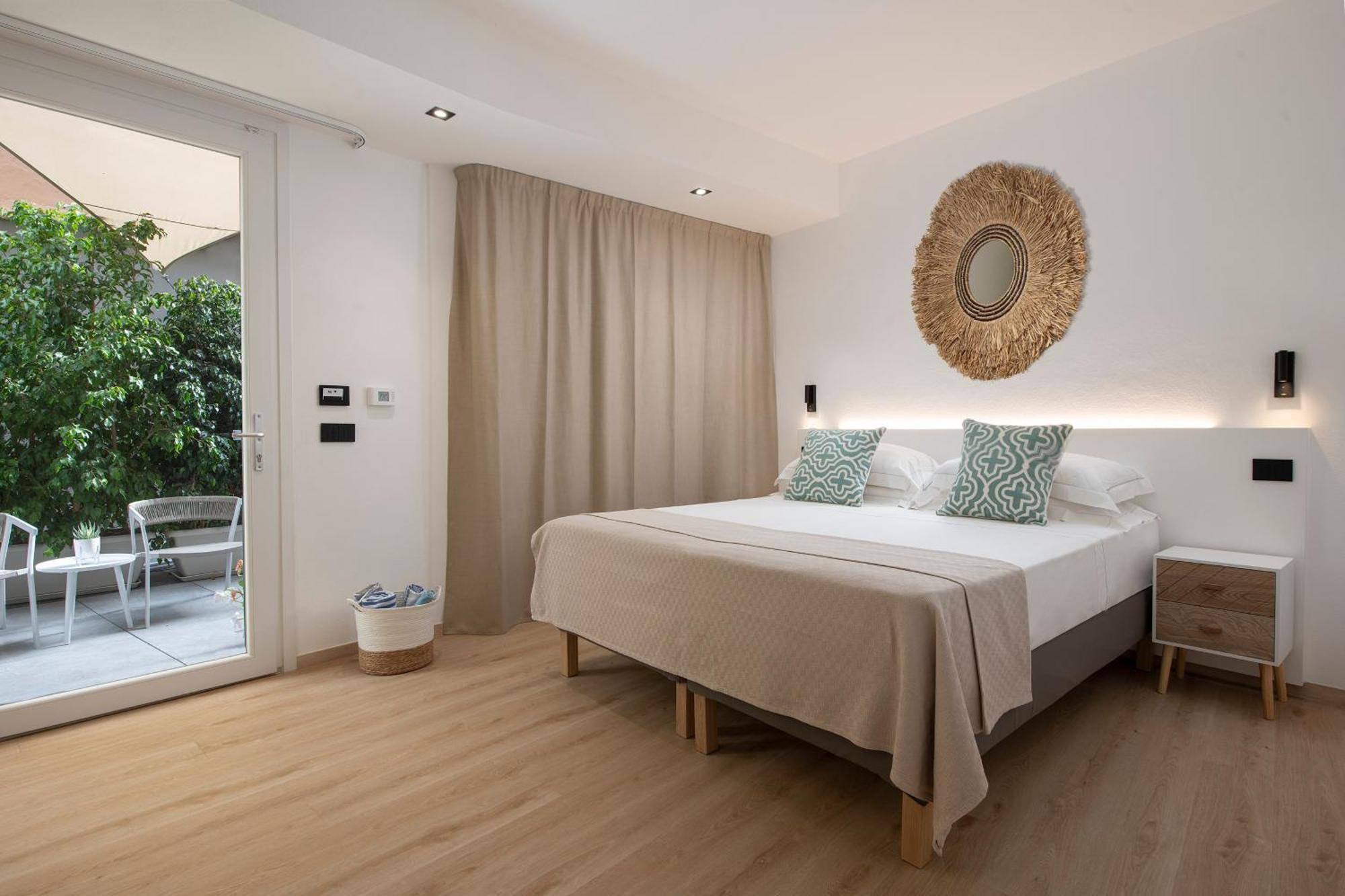 Mem Lodge And Suite Пула Екстериор снимка