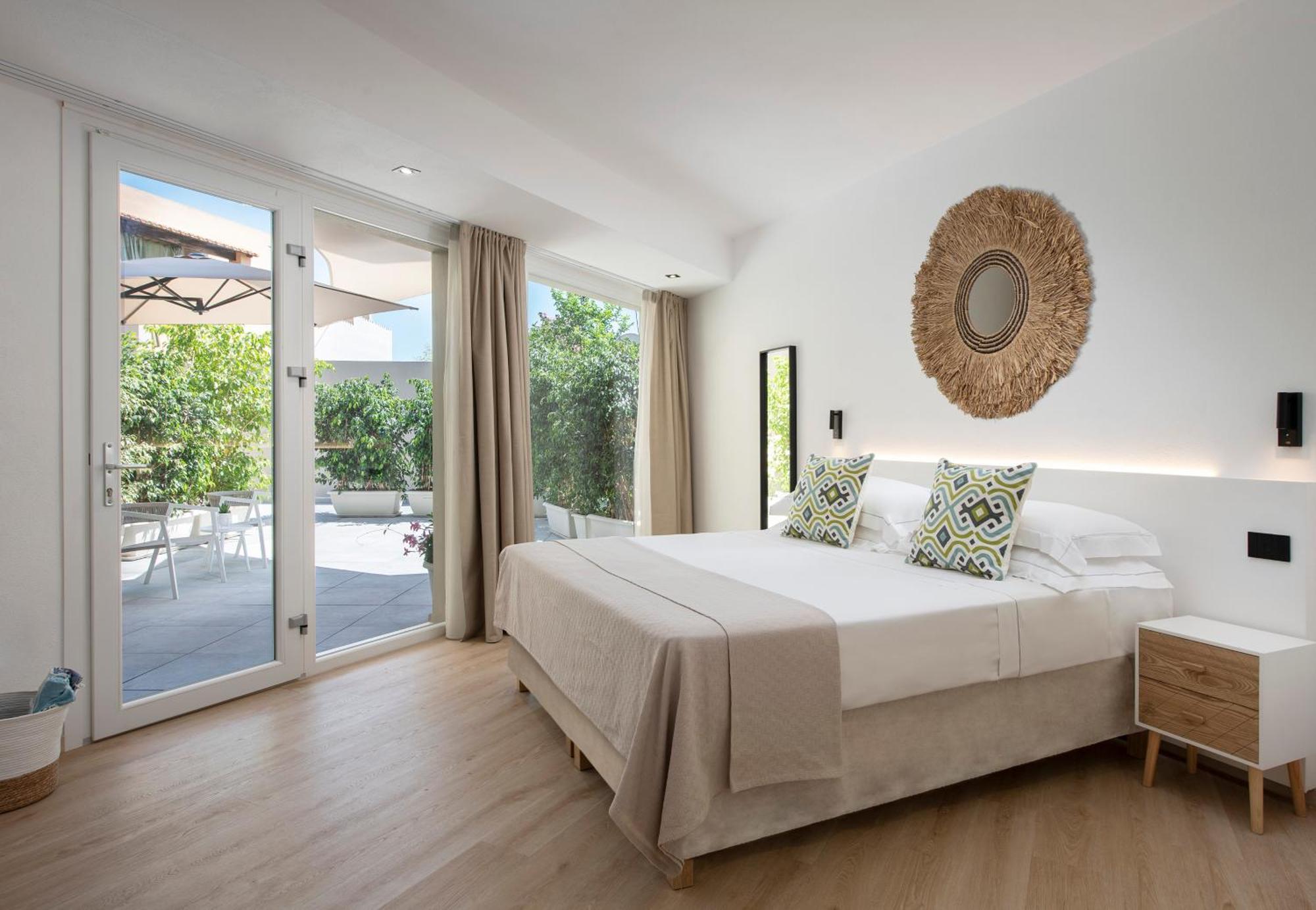 Mem Lodge And Suite Пула Екстериор снимка