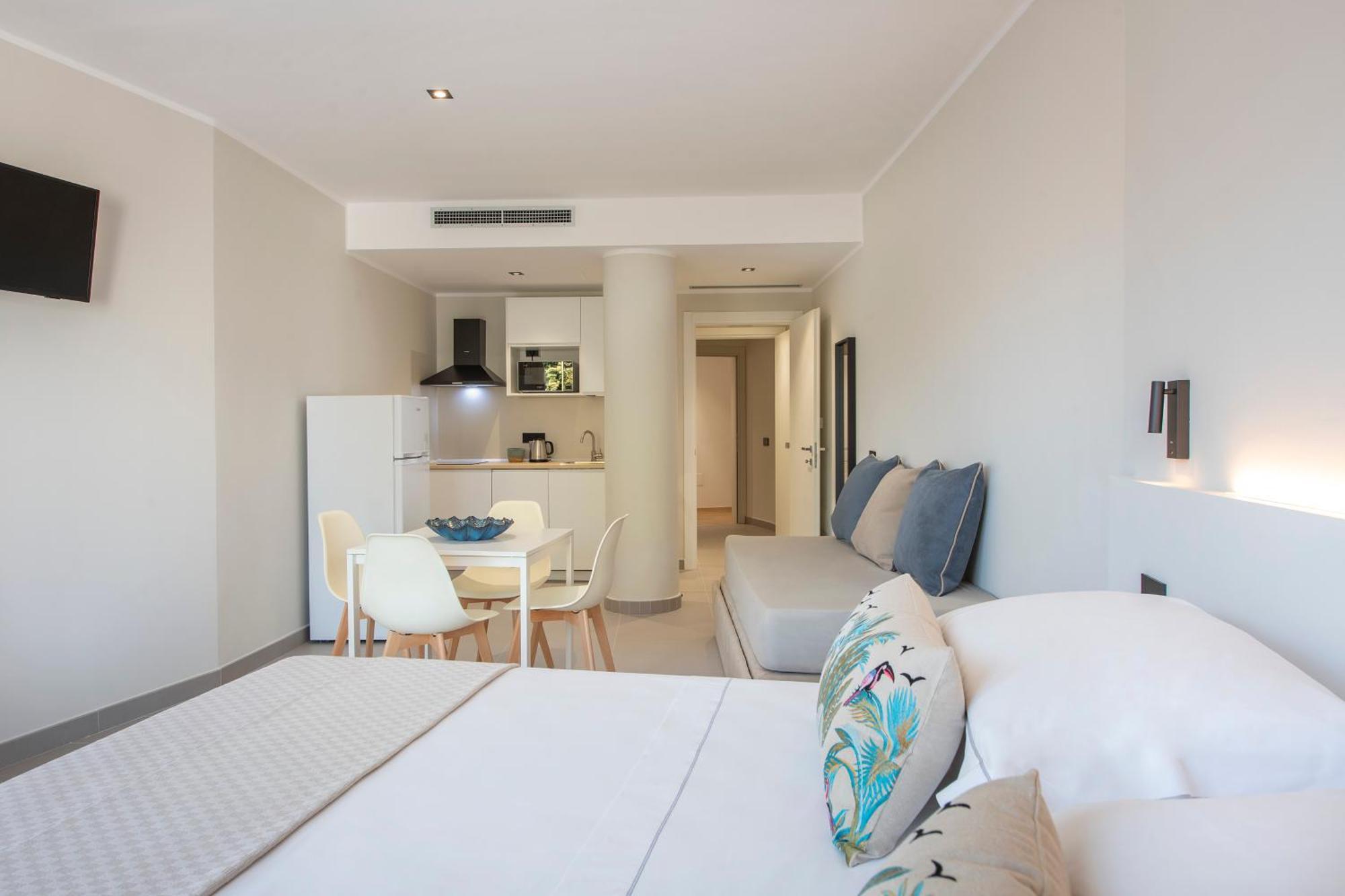 Mem Lodge And Suite Пула Екстериор снимка